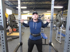 Man lifting weights